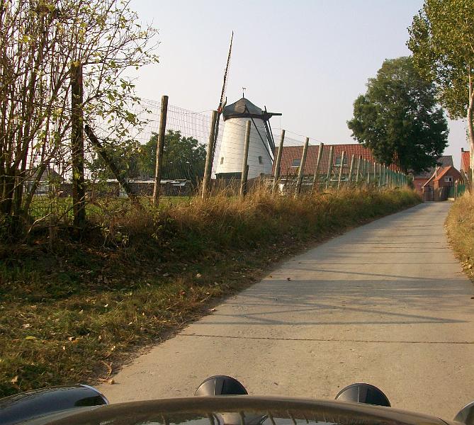 De namiddagrit verkennen we het Pajottenland en de Vlaamse Ardennen, met de Hellingen en Kasseistroken uit de Ronde van Vlaanderen (39).JPG